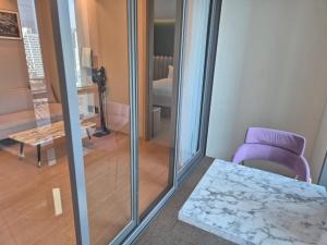 Postel nebo postele na pokoji v ubytování The solid residence - Elbon the stay by haeundae