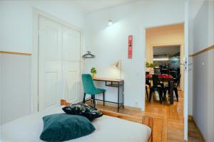 Kuchyňa alebo kuchynka v ubytovaní Prime Location Apartment