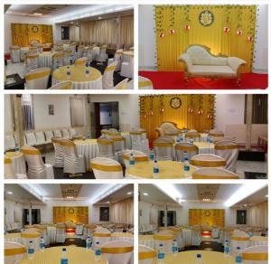 Posedenie v ubytovaní Hotel Sapthagiri Nest