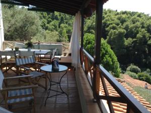 A balcony or terrace at Villa Bouboule