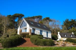 The building in which the holiday home is located