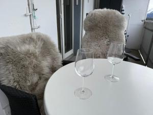 Posezení v ubytování Moderne Ferienwohnung Lenzerheide mit Aussicht