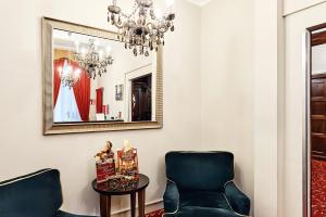 Posezení v ubytování Hotel Pension Baron am Schottentor + 37 fotografií