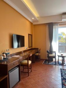 טלויזיה ו/או מרכז בידור ב-Hotel Dolmaling