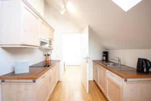 Kuchyňa alebo kuchynka v ubytovaní Appartements Stranach