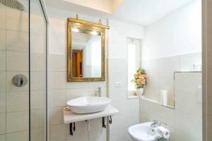 Koupelna v ubytování Mediterranean Charm villa con piscina al mare