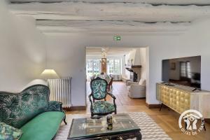 Χώρος καθιστικού στο La maison camelia