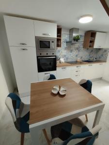 Kuchyň nebo kuchyňský kout v ubytování Casa Linda Av