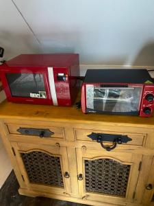 Kuchyň nebo kuchyňský kout v ubytování Spacious, rustic studio space for 2 persons + 15 fotografií