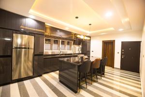 Köök või kööginurk majutusasutuses Db Continental Loft Apartment