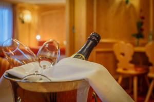 Nápoje v ubytování Landhotel Bartlehof
