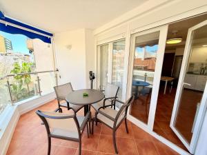 Balkón nebo terasa v ubytování APARTAMENTO EN EL CENTRO CERCA DE La PLAYA