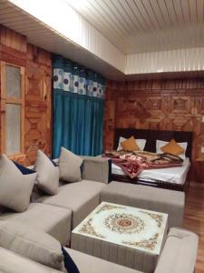 Gallery image of Shivaay guest house in Tosh