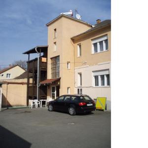 Gallery image of Belv&aacute;rosi Vend&eacute;gh&aacute;z in Miskolc