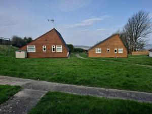 Κήπος έξω από το Quiet Chalet near Bude, Cornwall +21 φωτογραφίες