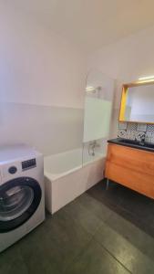 Ảnh trong thư viện ảnh của Maison de vacances sur le Bassin Ares ở Arès +5 ảnh