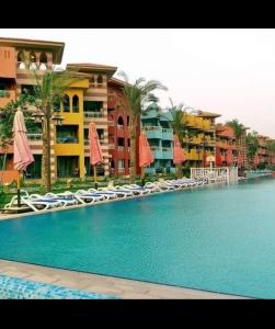 Bazén v ubytování porto south beach عائلات فقط nebo v jeho okolí