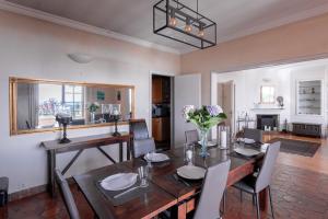 Kuchyň nebo kuchyňský kout v ubytování Villa Roxane