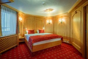 Postel nebo postele na pokoji v ubytování Landhotel Bartlehof