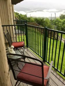En balkon eller terrasse på Cobbly Nob Cove #105