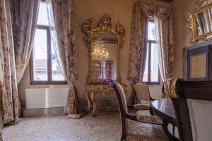 Posedenie v ubytovaní Palazzo Ca' Bernardo By Francesco Molon