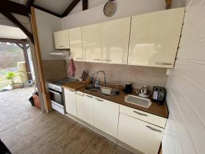 Η κουζίνα ή μικρή κουζίνα στο Villa Cap Macré - Two bedrooms