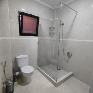 Koupelna v ubytování Spacious flat with private gym and lovely private terrace