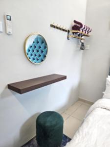 Postel nebo postele na pokoji v ubytování H&I dden Gems Haramain Private Pool Riad Villa