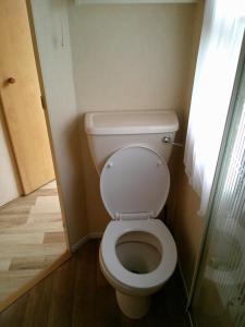 Koupelna v ubytování Golden Sands Atlas GS 6 Berth FREE WIFI + 17 fotografií