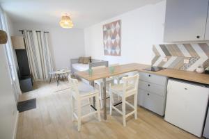 Køkken eller tekøkken på Le Petit Malo + 3 billeder