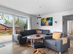 Posezení v ubytování Holiday Home Gise - 2-8km from the sea by Interhome