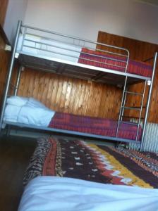 Postel nebo postele na pokoji v ubytování The82 Hostel Louise