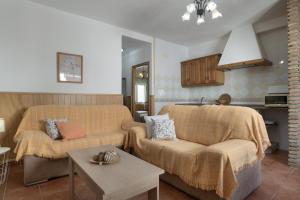 Posezení v ubytování Apartamento Rocio - solo familias + 15 fotografií