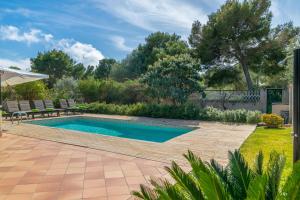 The swimming pool at or close to Paradise 88