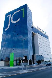 Budynek, w którym mieści się hotel