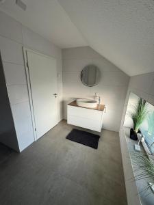 Φωτογραφία από το άλμπουμ του -33- Exklusive FeWo Papenburg - Westoverledingen - Grenzweg - σε Westoverledingen