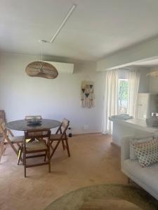 Posezení v ubytování So Magoito Tiny house + 20 fotografií