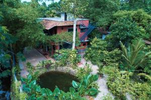 Κήπος έξω από το Manah Homestay Alleppey