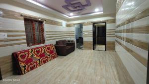 Imagen de la galería de Bhakti Bliss Homestay - 2BHK modern Apartment with AC, Wifi and Android TV, en Tirupati
