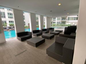 Bazén v ubytování Skypool KL Free Infinity Pool over Kuala Lumpur nebo v jeho okolí