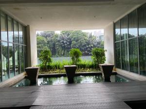 Zahrada ubytování Skypool KL Free Infinity Pool over Kuala Lumpur