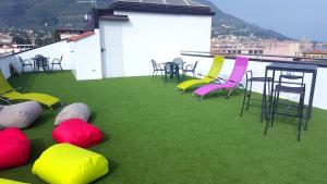 Lake Garda Hostel tesisinde çocuk oyun alanı