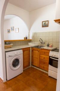 Gallery image of Fee4Me Menorca Ideal Apartment 700m from the Sea in Arenal d'en Castell