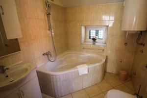 Kúpeľňa v ubytovaní Villa Varoš