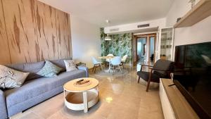 Χώρος καθιστικού στο Apartamento al mar