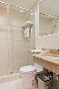 Koupelna v ubytování Asiatic Hotel - Flushing