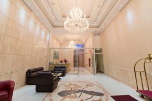 Posezení v ubytování Asiatic Hotel - Flushing