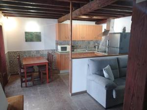 Η κουζίνα ή μικρή κουζίνα στο Casa Higa Tenerife +12 φωτογραφίες