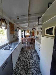 Η κουζίνα ή μικρή κουζίνα στο Punta Horizonte Cabin