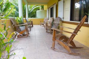 Φωτογραφία από το άλμπουμ του Sea Eye Hotel - Tropical Building σε Utila